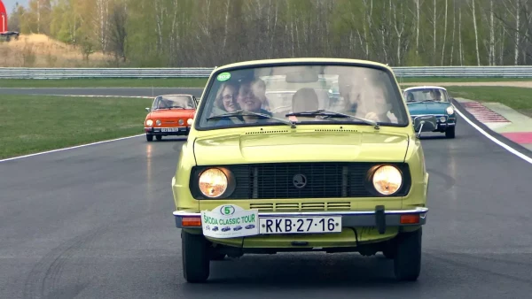 most-2019-veteran-sraz-cestazasnem-skoda-handy-12.jpg